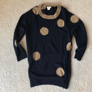 Sweater. Light weight